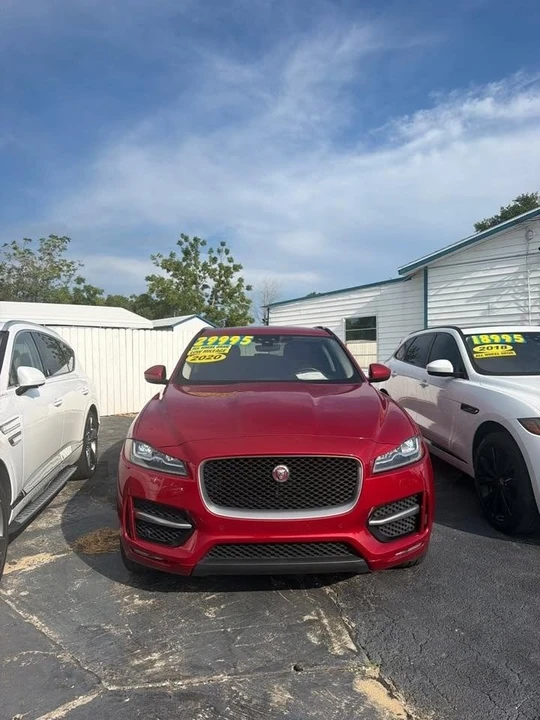 2020 Jaguar F-Pace - Image 8 of 18
