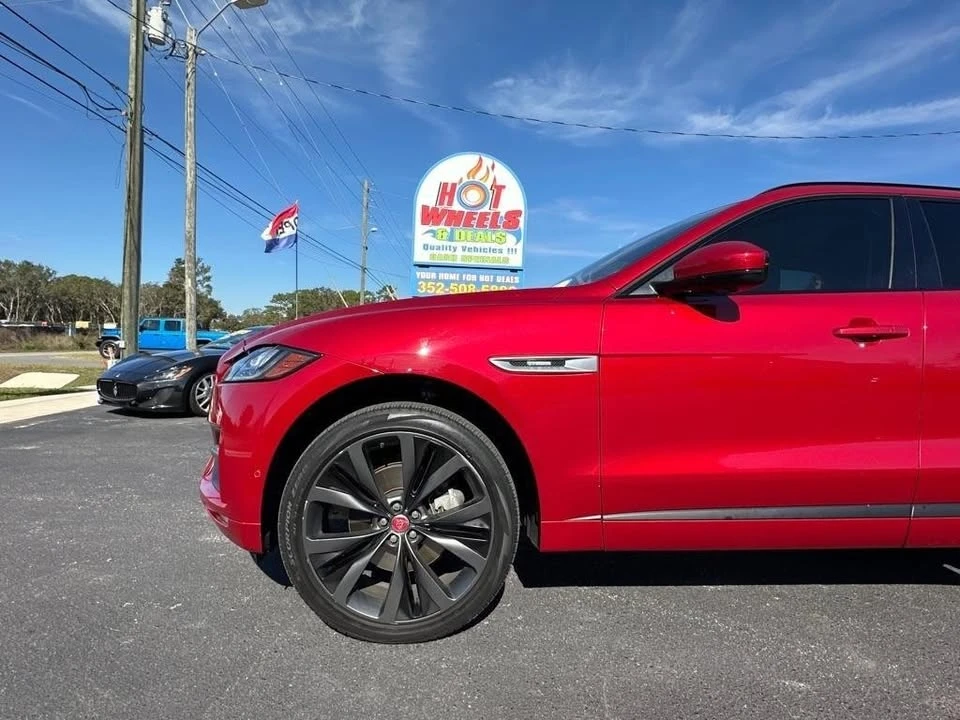 2020 Jaguar F-Pace - Image 14 of 18