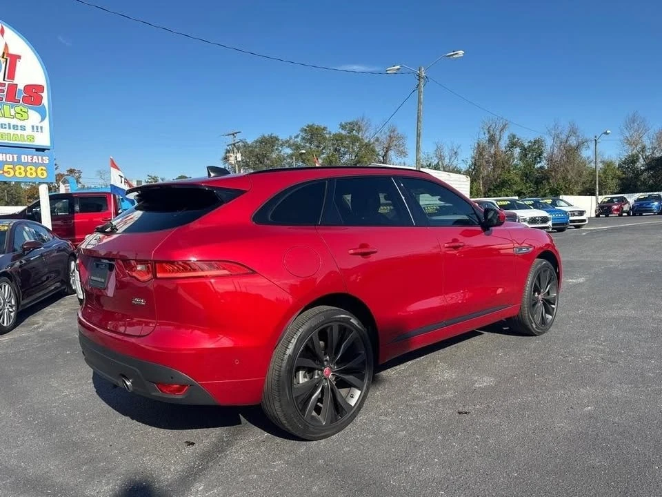 2020 Jaguar F-Pace - Image 5 of 18