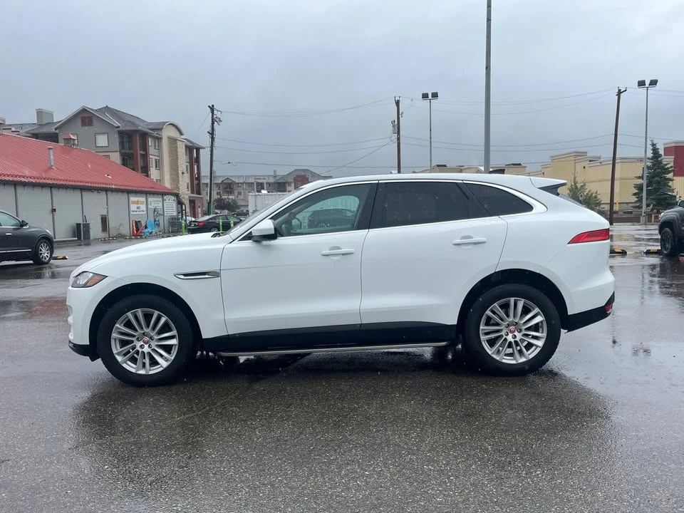 2020 Jaguar F-Pace - Image 5 of 10