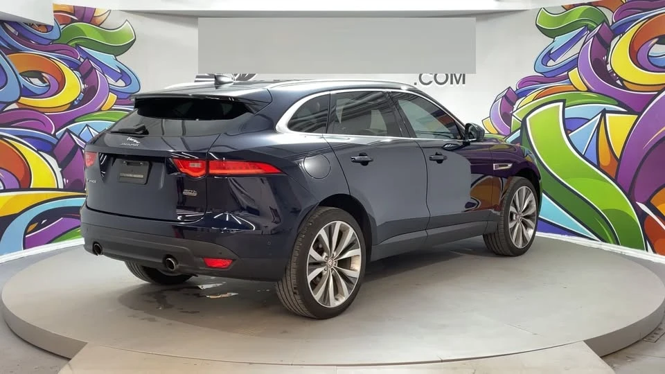 2020 Jaguar F-Pace - Image 5 of 20