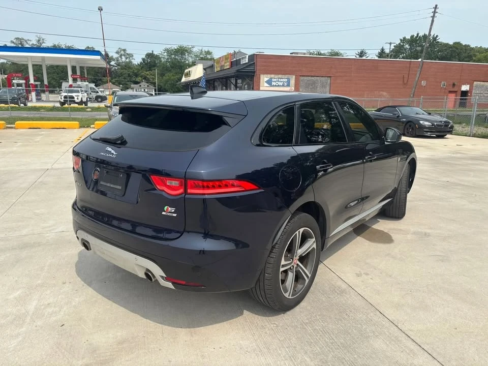 2020 Jaguar F-Pace - Image 2 of 20