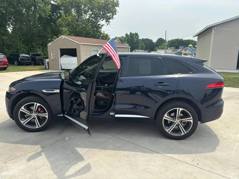 2020 Jaguar F-Pace - Image 7 of 20
