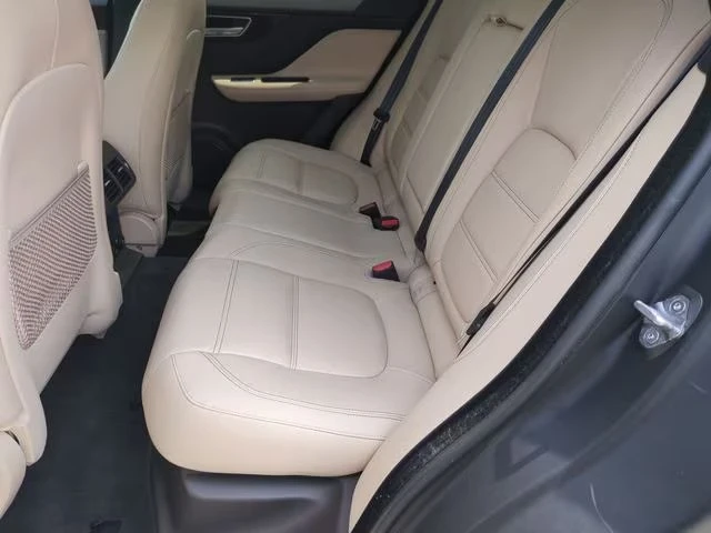 2020 Jaguar F-Pace - Image 10 of 12