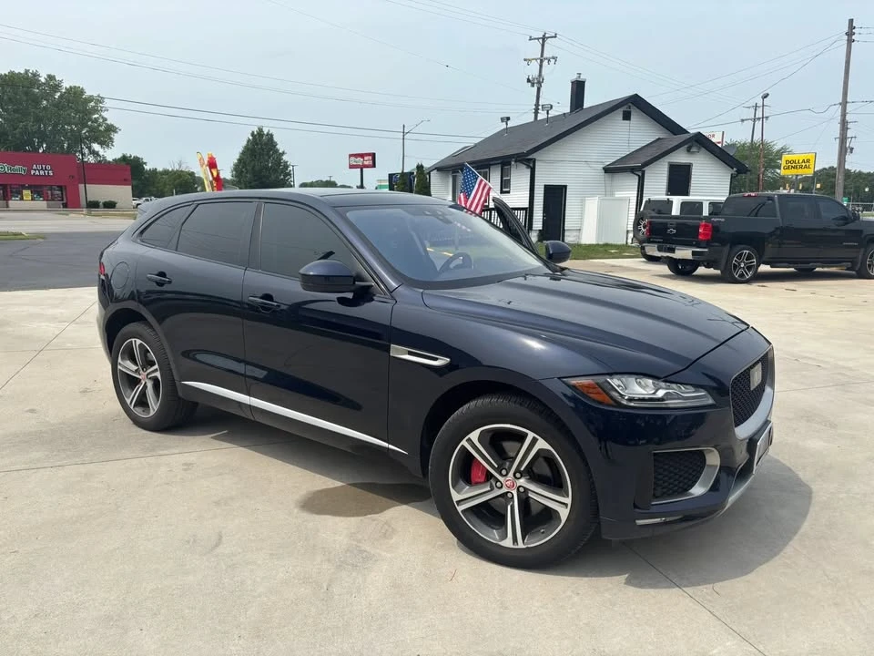 2020 Jaguar F-Pace - Image 4 of 20