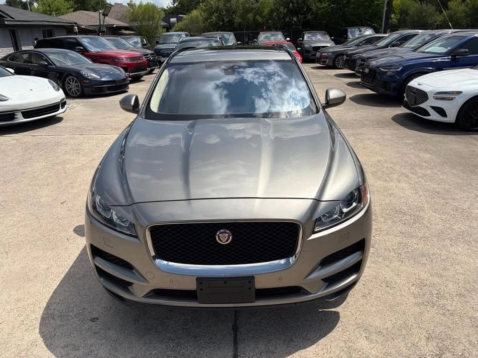 2020 Jaguar F-Pace - Image 3 of 20
