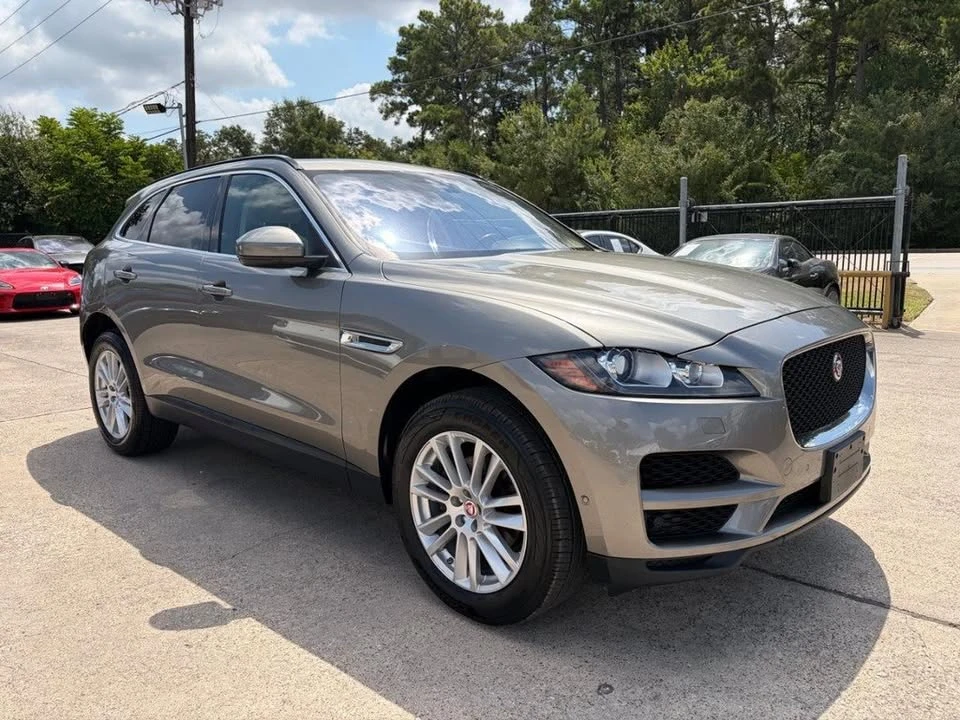 2020 Jaguar F-Pace - Image 4 of 20