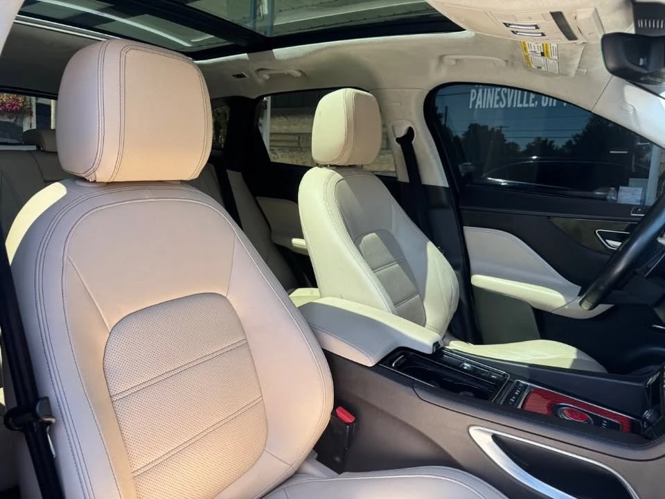 2020 Jaguar F-Pace - Image 9 of 11