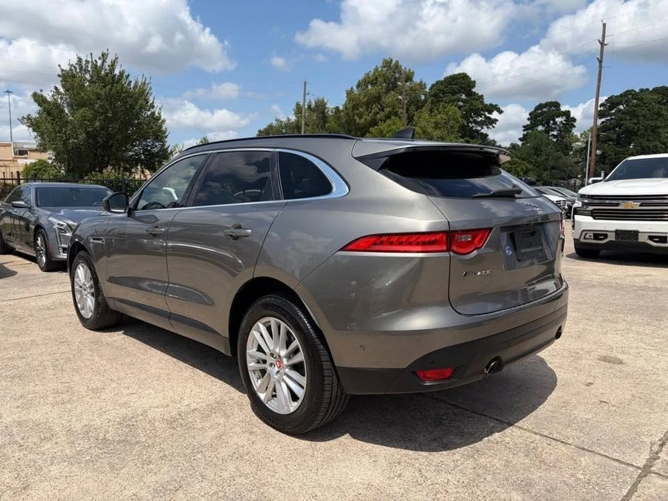 2020 Jaguar F-Pace - Image 8 of 20