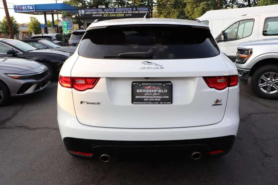 2020 Jaguar F-Pace - Image 4 of 20
