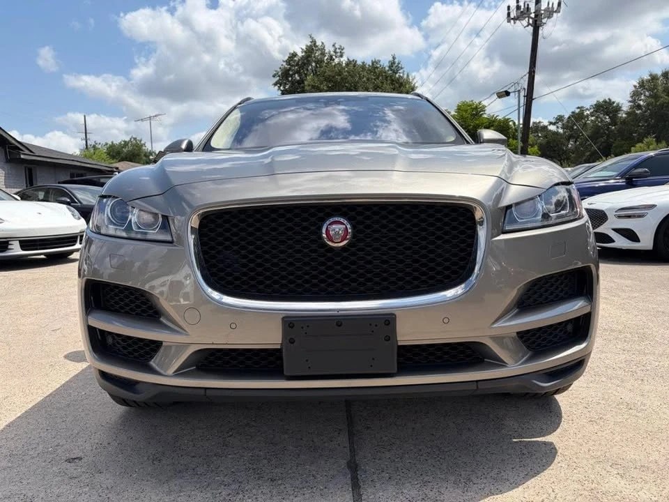 2020 Jaguar F-Pace - Image 2 of 20