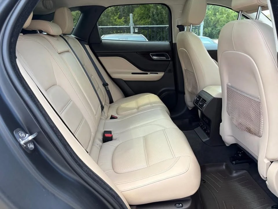2020 Jaguar F-Pace - Image 18 of 20