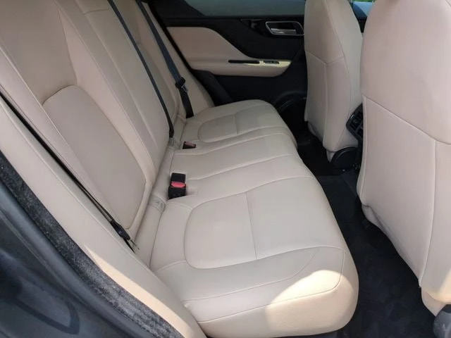2020 Jaguar F-Pace - Image 17 of 20