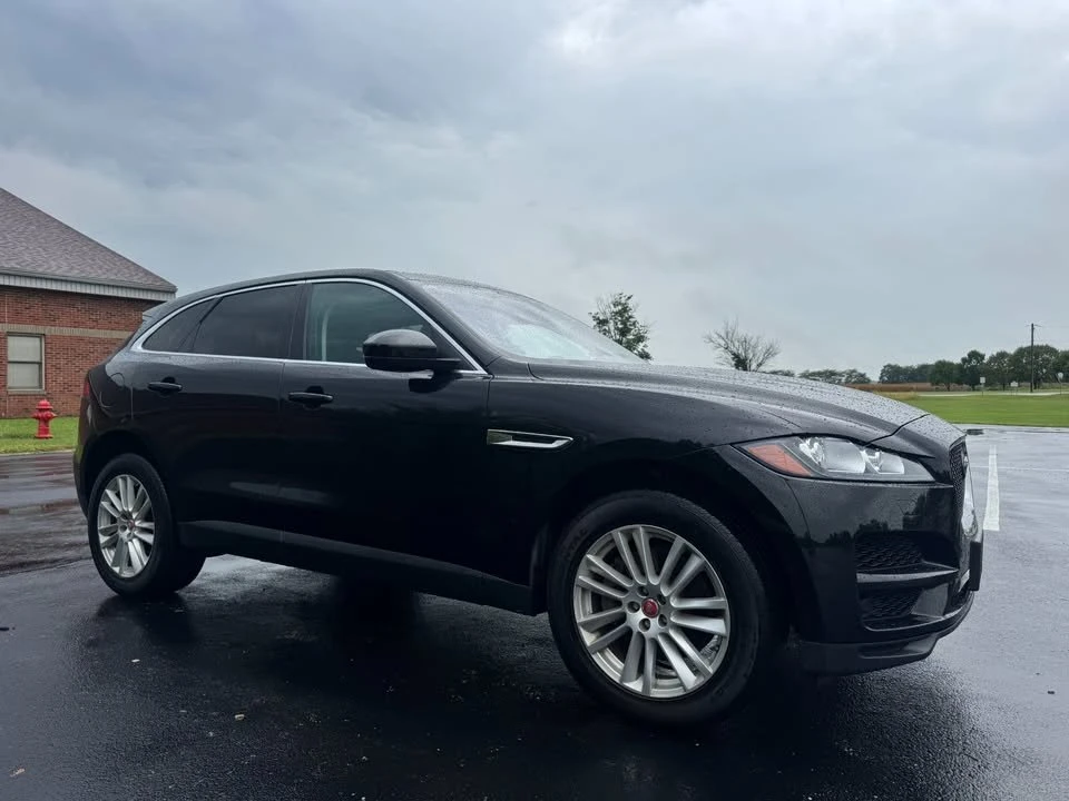 2020 Jaguar F-Pace - Image 6 of 18