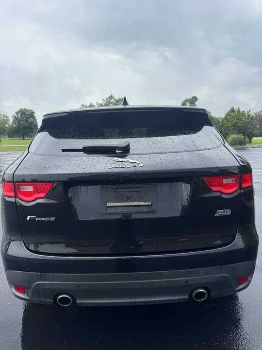 2020 Jaguar F-Pace - Image 3 of 18
