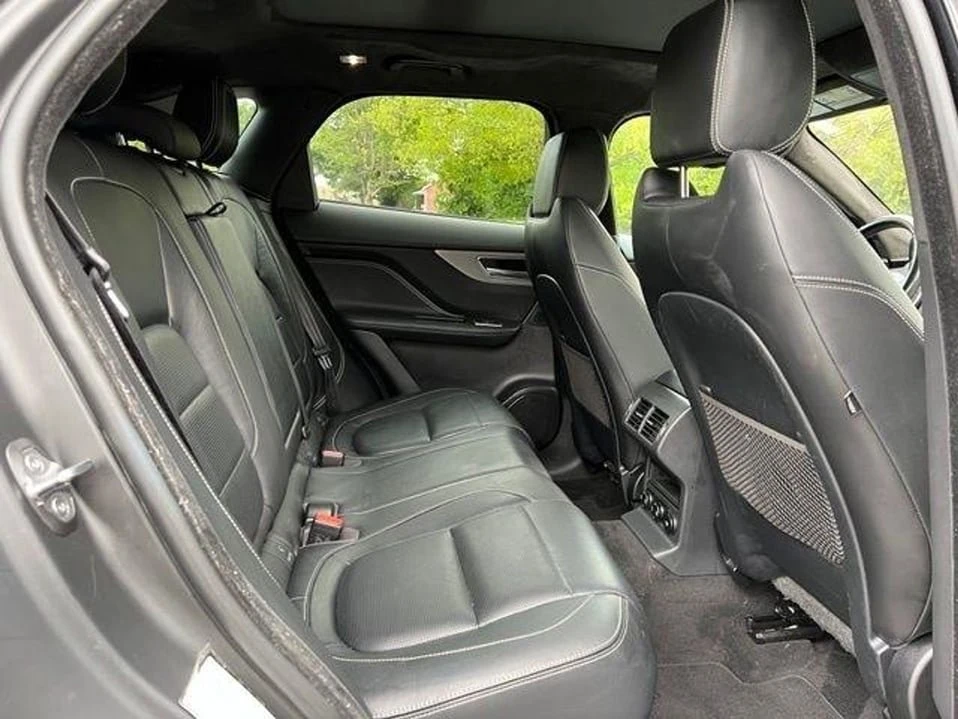 2020 Jaguar F-Pace - Image 19 of 20