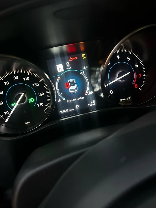 2020 Jaguar F-Pace - Image 10 of 10