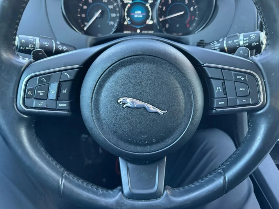 2020 Jaguar F-Pace - Image 20 of 21