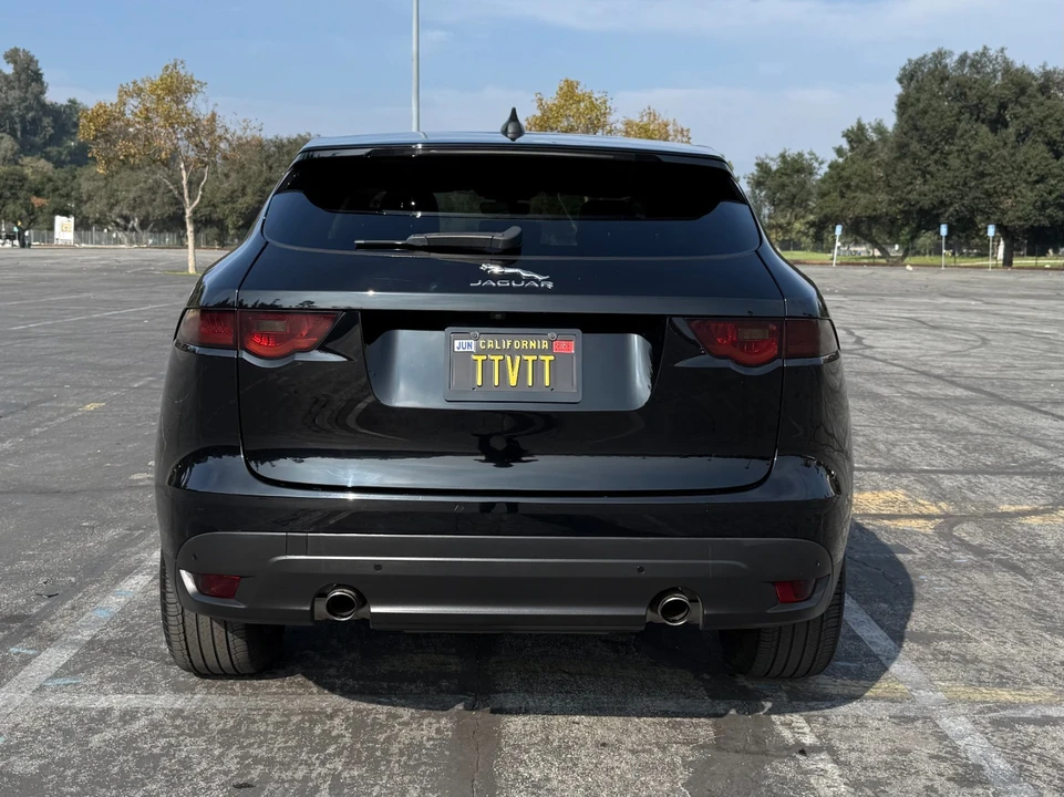 2020 Jaguar F-Pace - Image 9 of 19