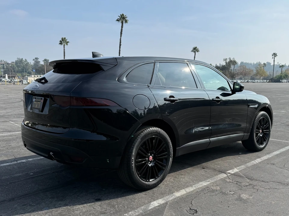 2020 Jaguar F-Pace - Image 6 of 19