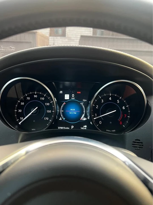 2020 Jaguar F-Pace - Image 7 of 17