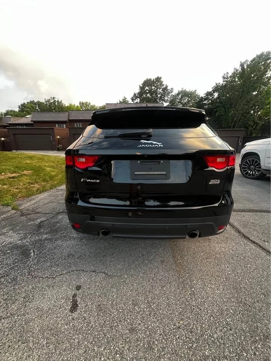 2020 Jaguar F-Pace - Image 12 of 17