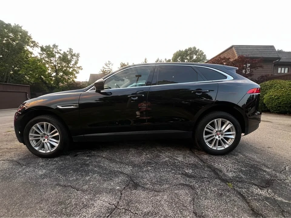 2020 Jaguar F-Pace - Image 14 of 17