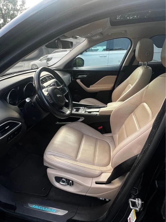 2020 Jaguar F-Pace - Image 4 of 17