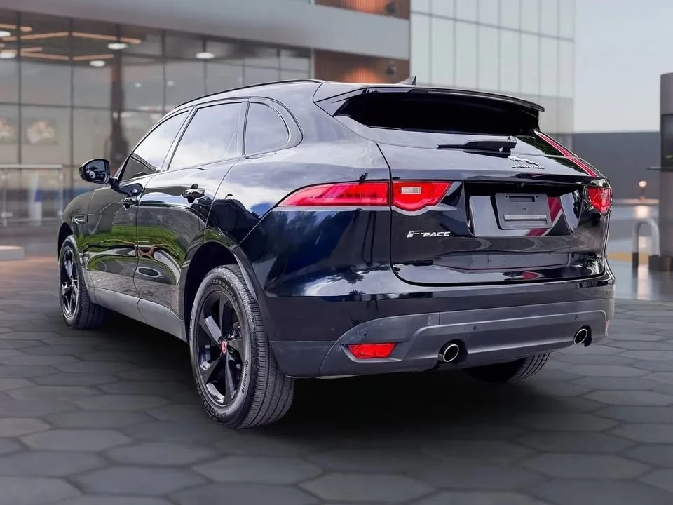 2020 Jaguar F-Pace - Image 8 of 20