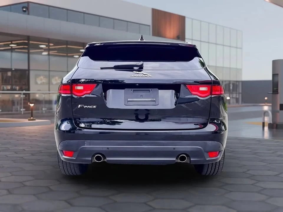 2020 Jaguar F-Pace - Image 10 of 20