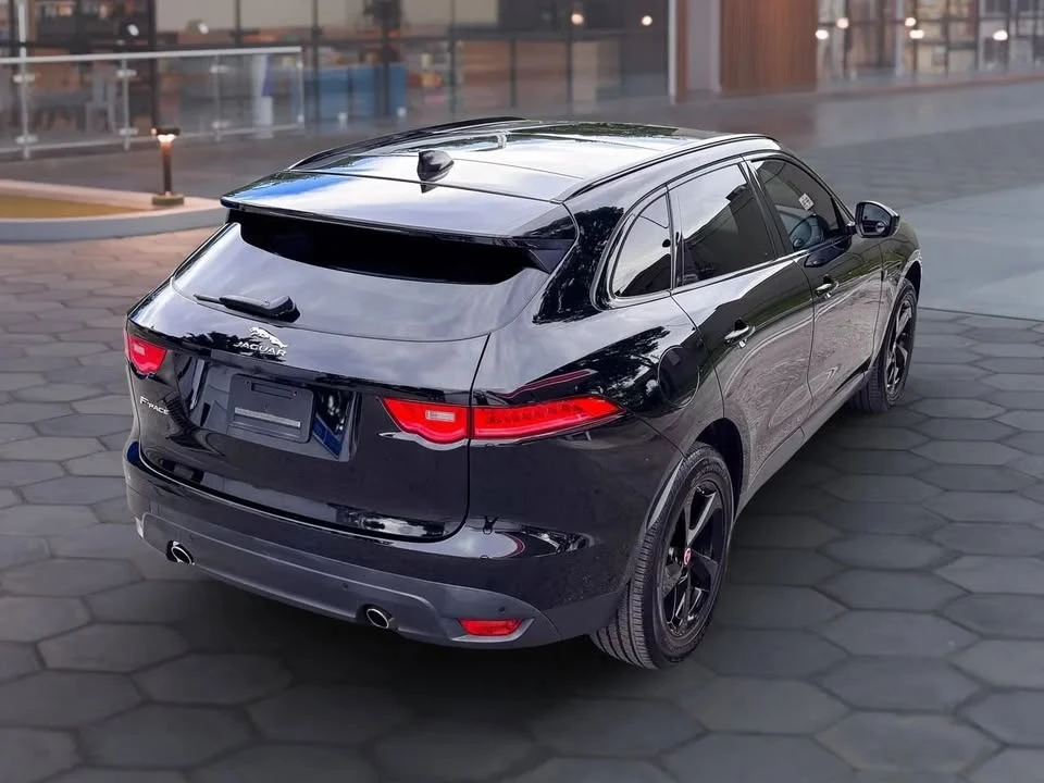 2020 Jaguar F-Pace - Image 13 of 20