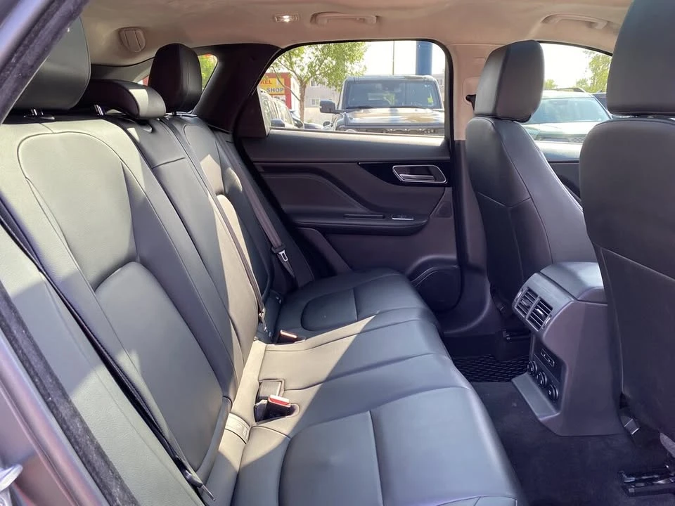 2020 Jaguar F-Pace - Image 17 of 20