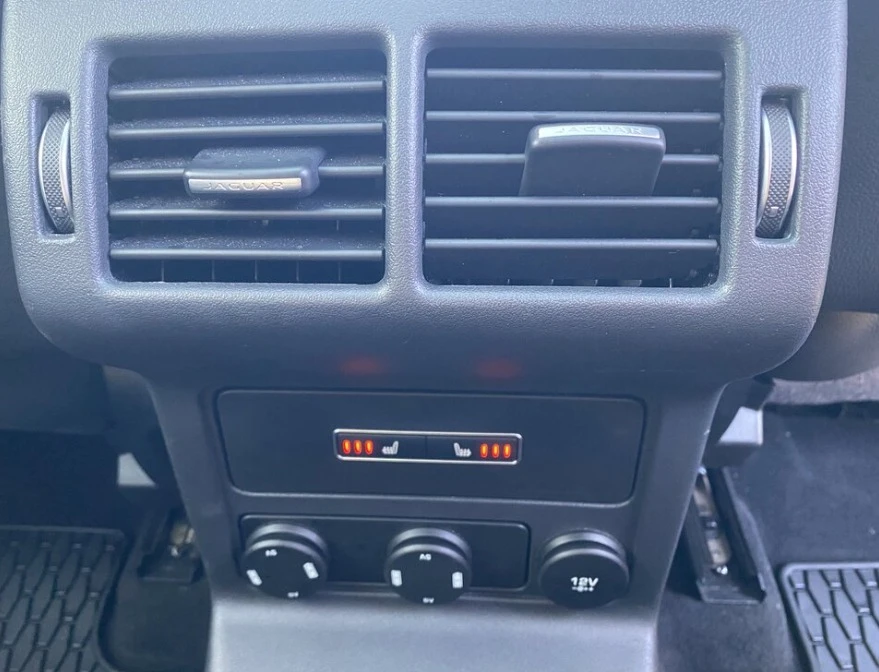 2020 Jaguar F-Pace - Image 5 of 18