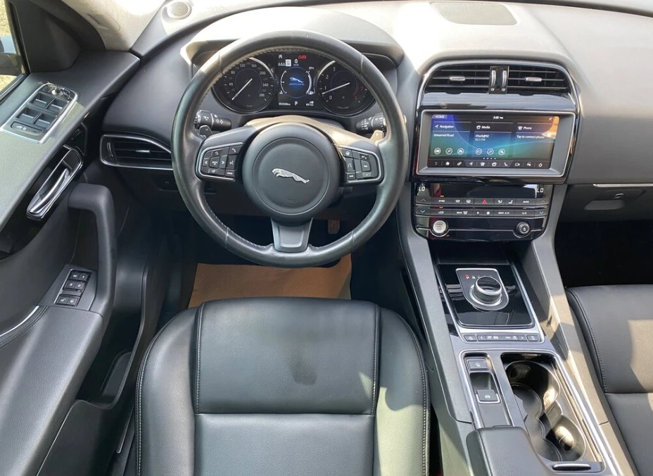 2020 Jaguar F-Pace - Image 18 of 18