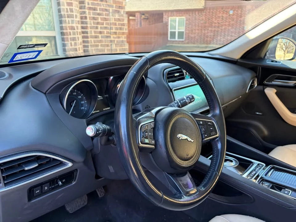 2020 Jaguar F-Pace - Image 3 of 9
