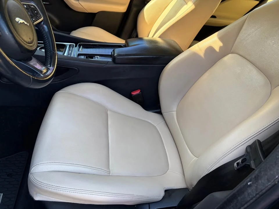 2020 Jaguar F-Pace - Image 5 of 6