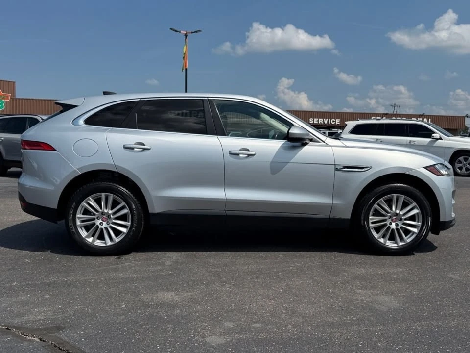 2020 Jaguar F-Pace - Image 9 of 20
