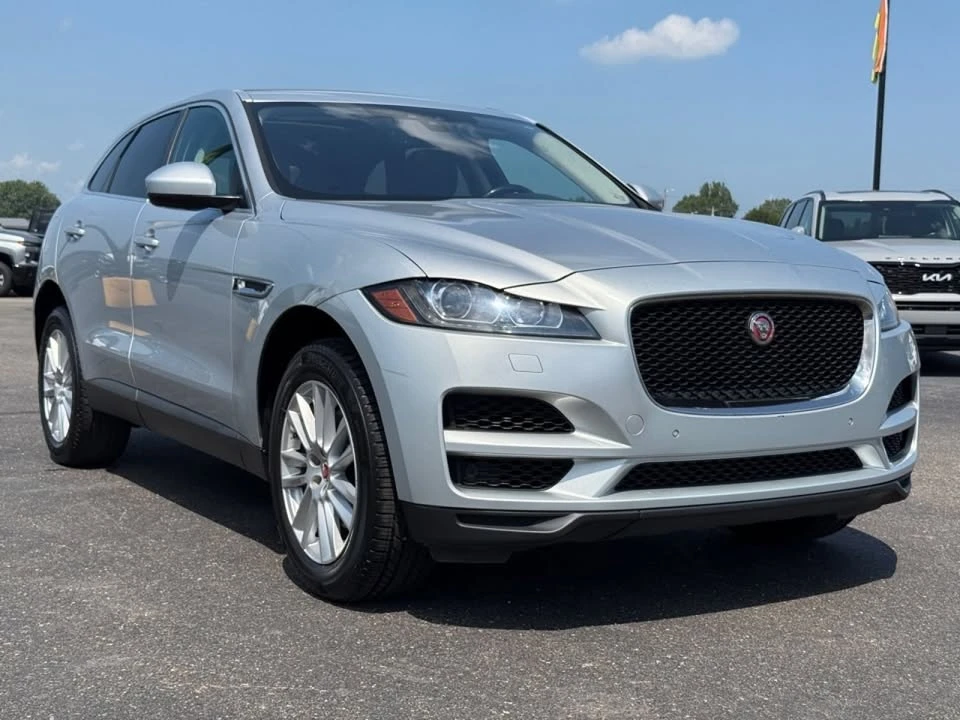 2020 Jaguar F-Pace - Image 2 of 20