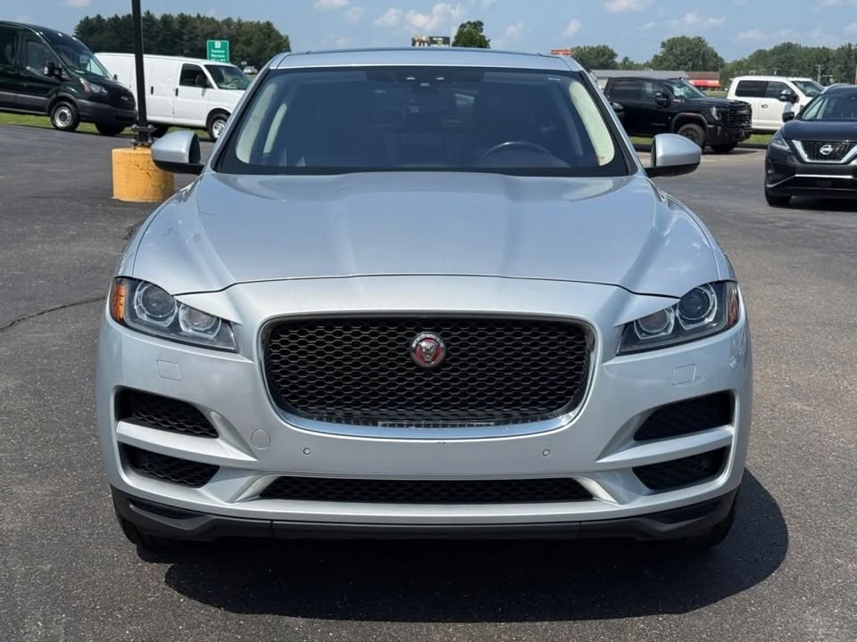 2020 Jaguar F-Pace - Image 3 of 20
