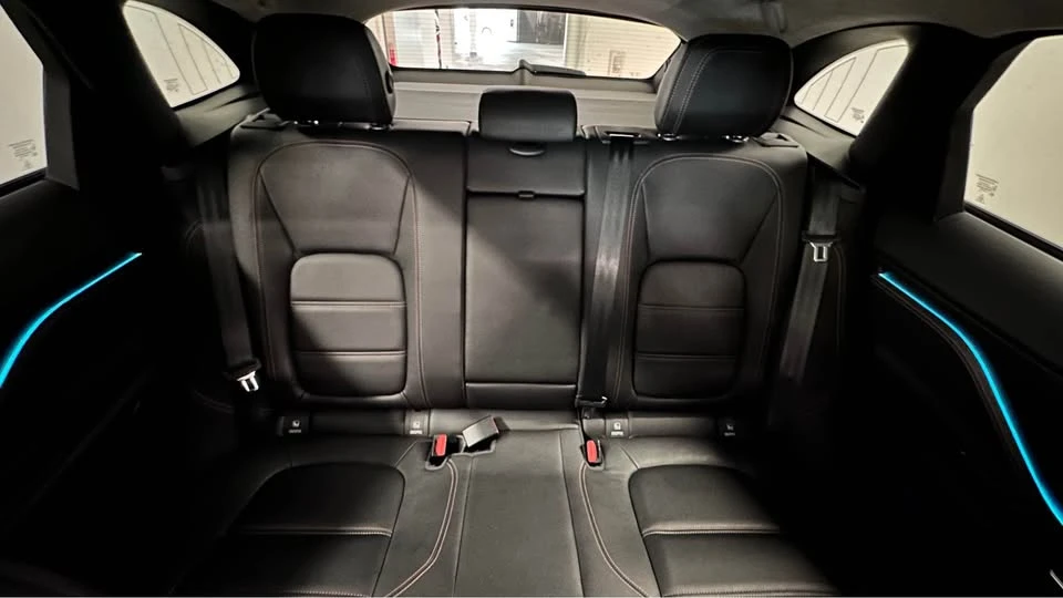 2020 Jaguar F-Pace - Image 15 of 16