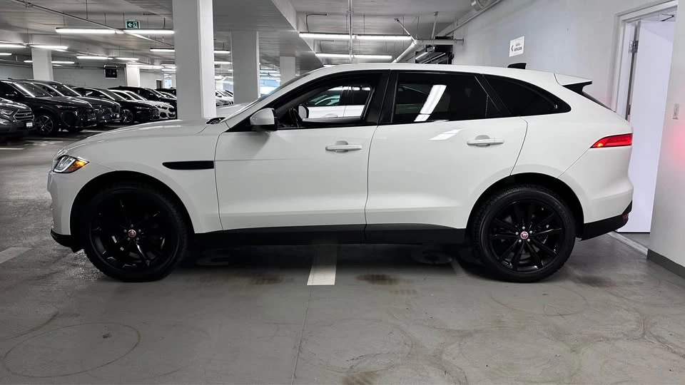 2020 Jaguar F-Pace - Image 3 of 16