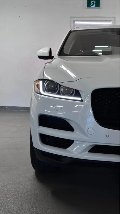 2020 Jaguar F-Pace - Image 2 of 16