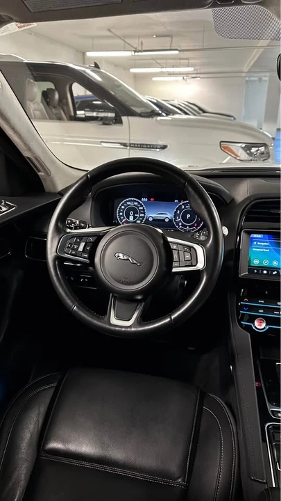 2020 Jaguar F-Pace - Image 8 of 16