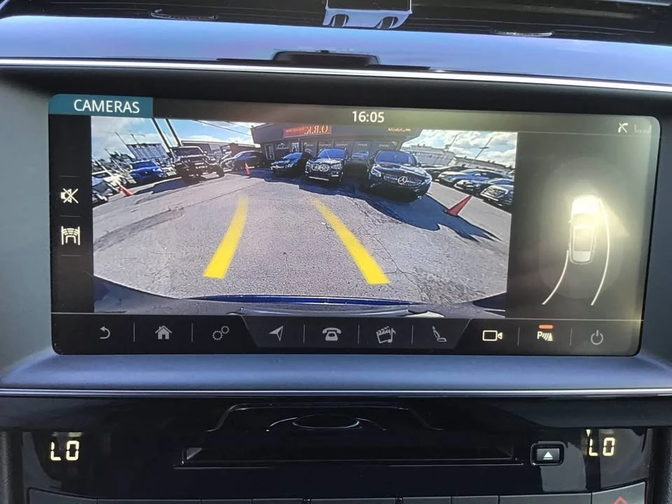 2020 Jaguar F-Pace - Image 10 of 20