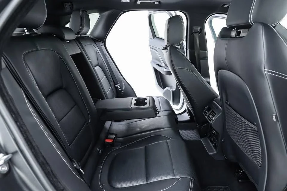 2020 Jaguar F-Pace - Image 15 of 16