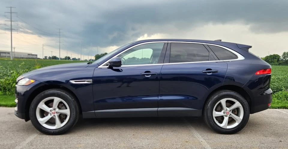 2020 Jaguar F-Pace - Image 3 of 18