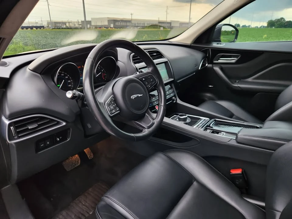 2020 Jaguar F-Pace - Image 13 of 18