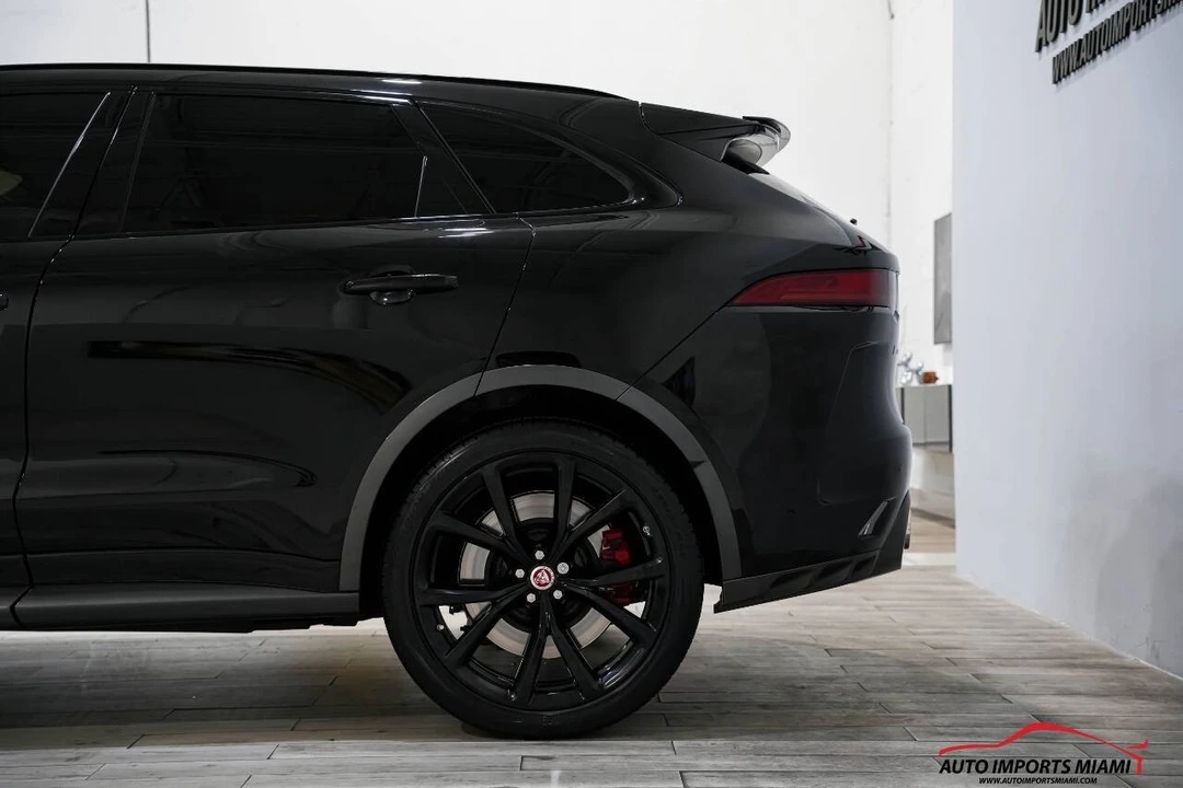 2020 Jaguar F-Pace SVR - Image 15 of 21