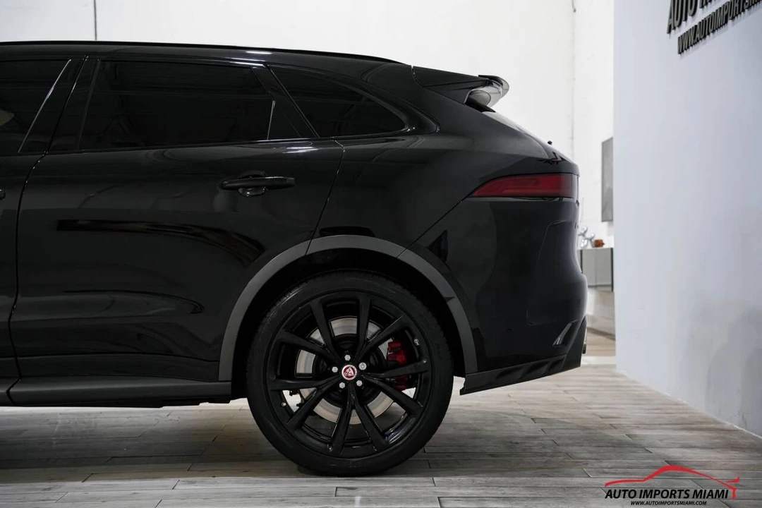 2020 Jaguar F-Pace SVR - Image 15 of 21