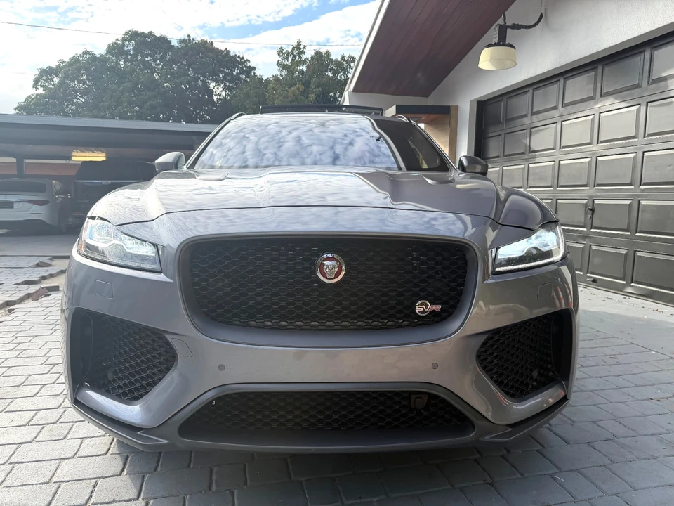2020 Jaguar F-Pace SVR - Image 10 of 21